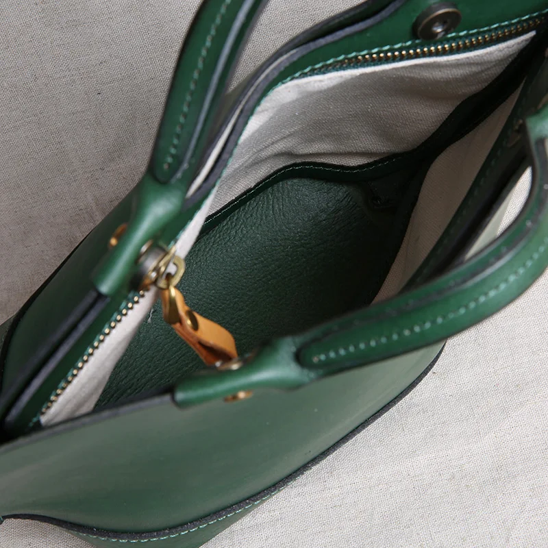 AETOO Summer handmade leather women's bag, hand-held retro literary bag, leather one-shoulder hand-held stiletto bag