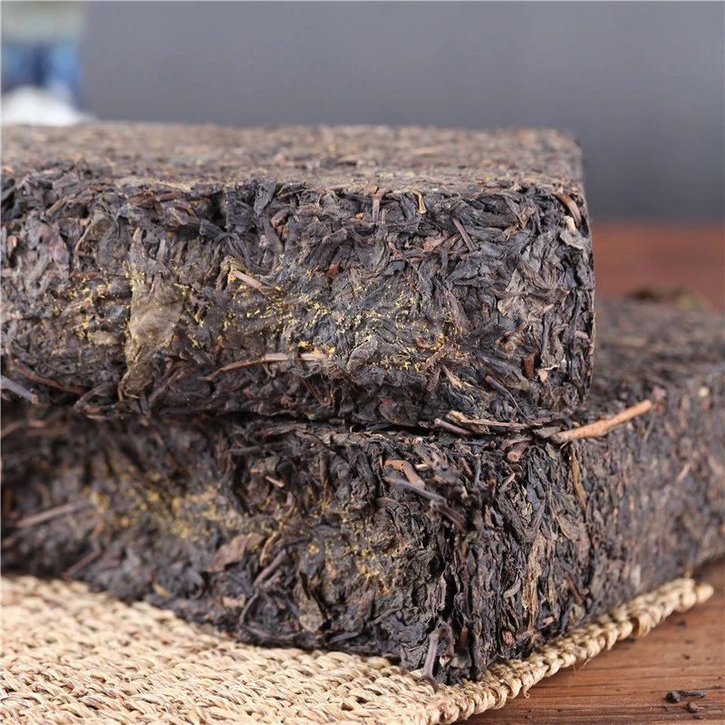 

1kg Dark Tea Original Handcrafted Fu Brick Gift For March 8 Women Day Slimming Drink Local Specialty Weight Loss Beauty Health