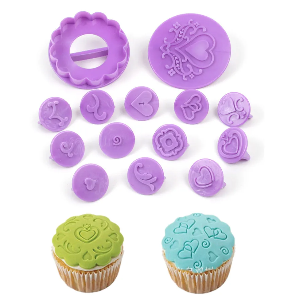 

14PCS Bakeware Fondant Cake Decorating Tools DIY Plastic Heart Flower Shaped Cookie Cutter Cupcake Decoration Set Cake Mold