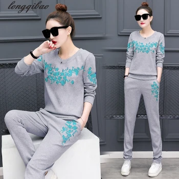

2017 Spring and Autumn new large size casual women embroidery printing round neck Sweatshirts leisure Two pieces / sets AL773