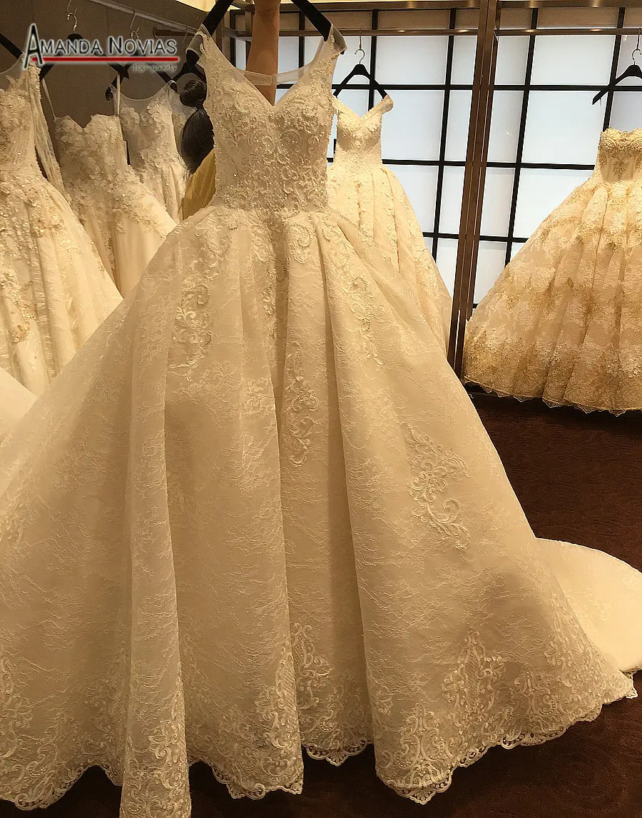 

2018 New Wedding Dress Full Beading Ball Gown Wedding Dress Amanda Novias