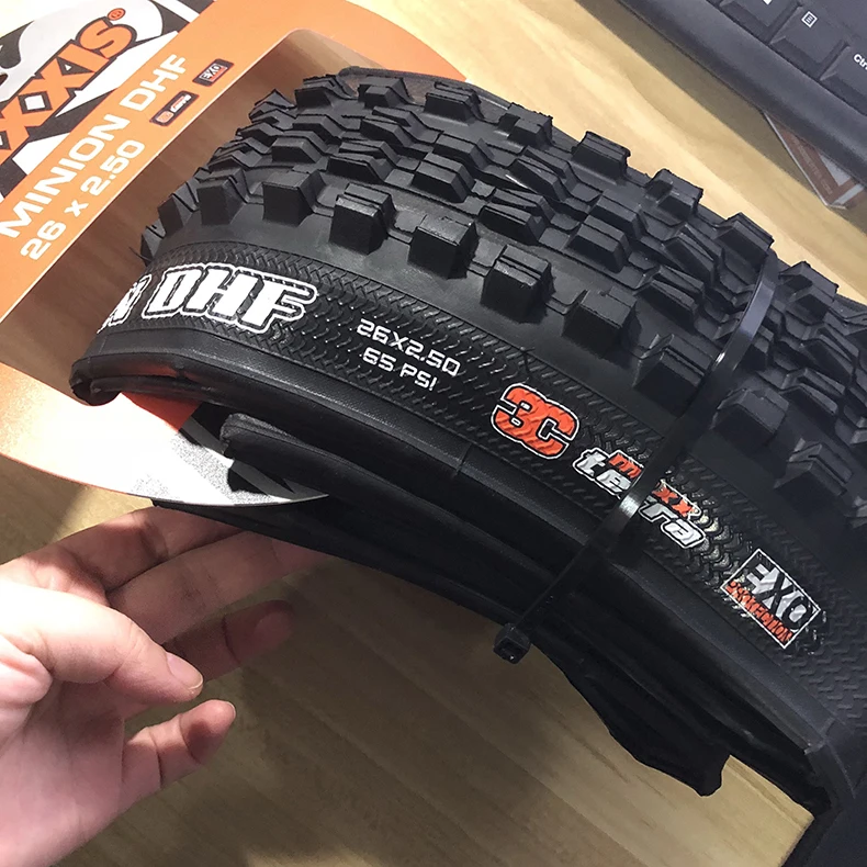 MAXXIS Высокая роликовая велосипедная шина 26 27,5 бескамерная готовая TR 26*2,4 27,5*2,4 2,5 шины для горного велосипеда Складные шины MINION DHF DHR