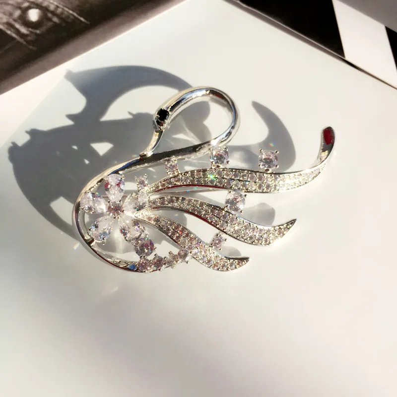 

New Fashion Zircon Animal Brooches Women Men Korean Swan Brooch Wedding Muslim Hijab Scarf Safety Pins Jewelry