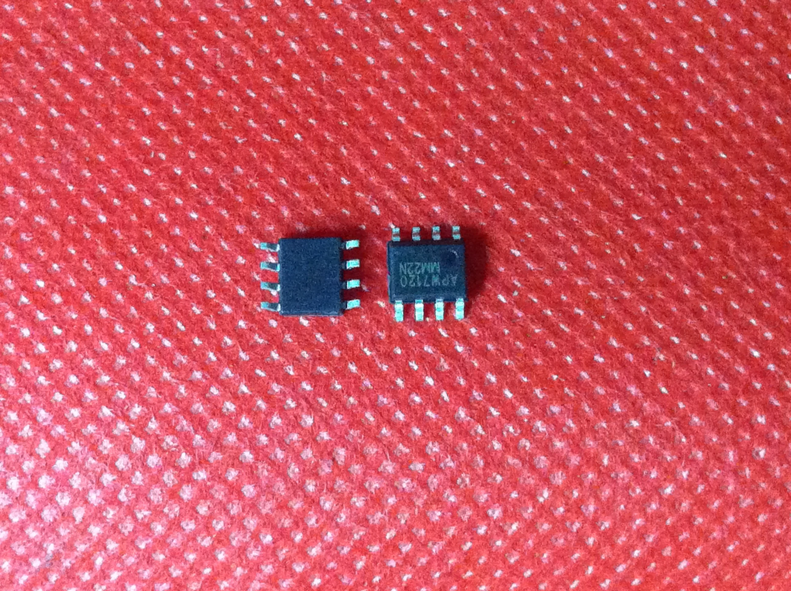 

1pcs/lot APW7120 7120 SOP-8
