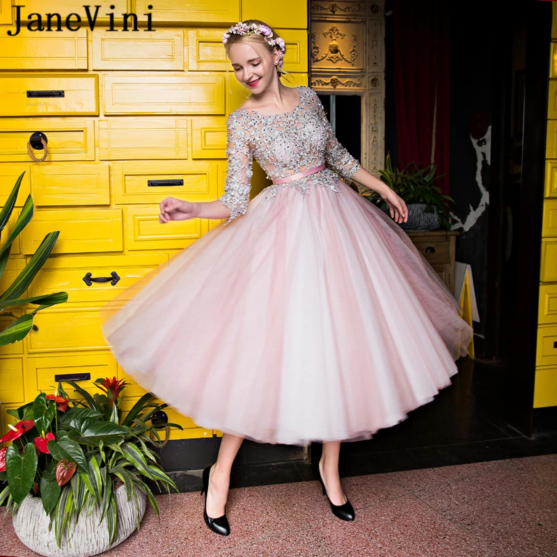 

JaneVini Vintage Long Prom Dresses with Sleeves Scoop Neck Lace Appliques Sequined Beaded Illusion Tulle Dress Bestidos De Gala