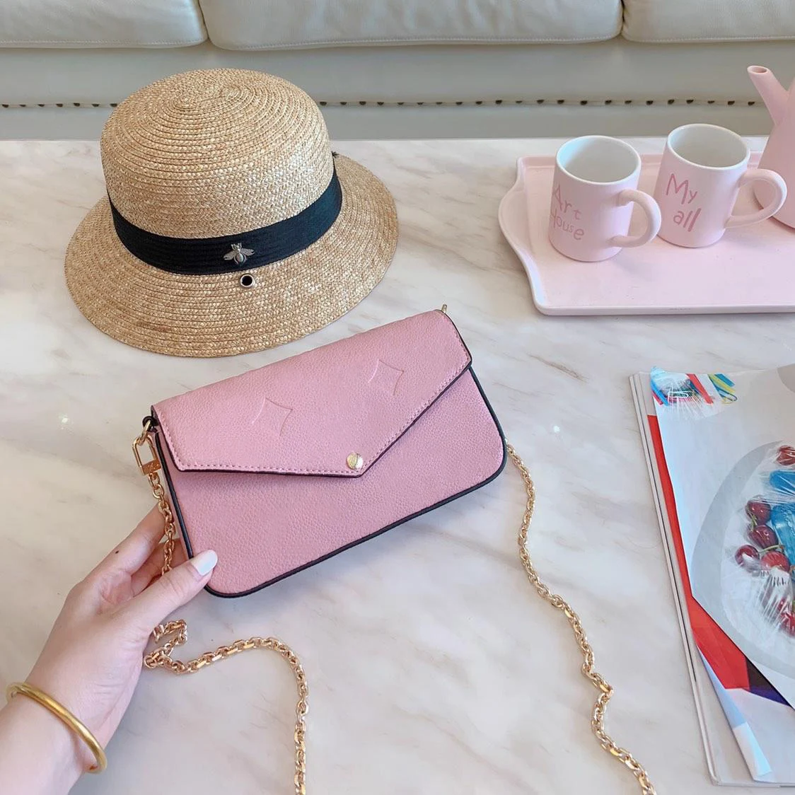 

2019 purse handbag luxury package wallet exquisite shoulder bag summer bag pochette femme Card Lash package Hand caught