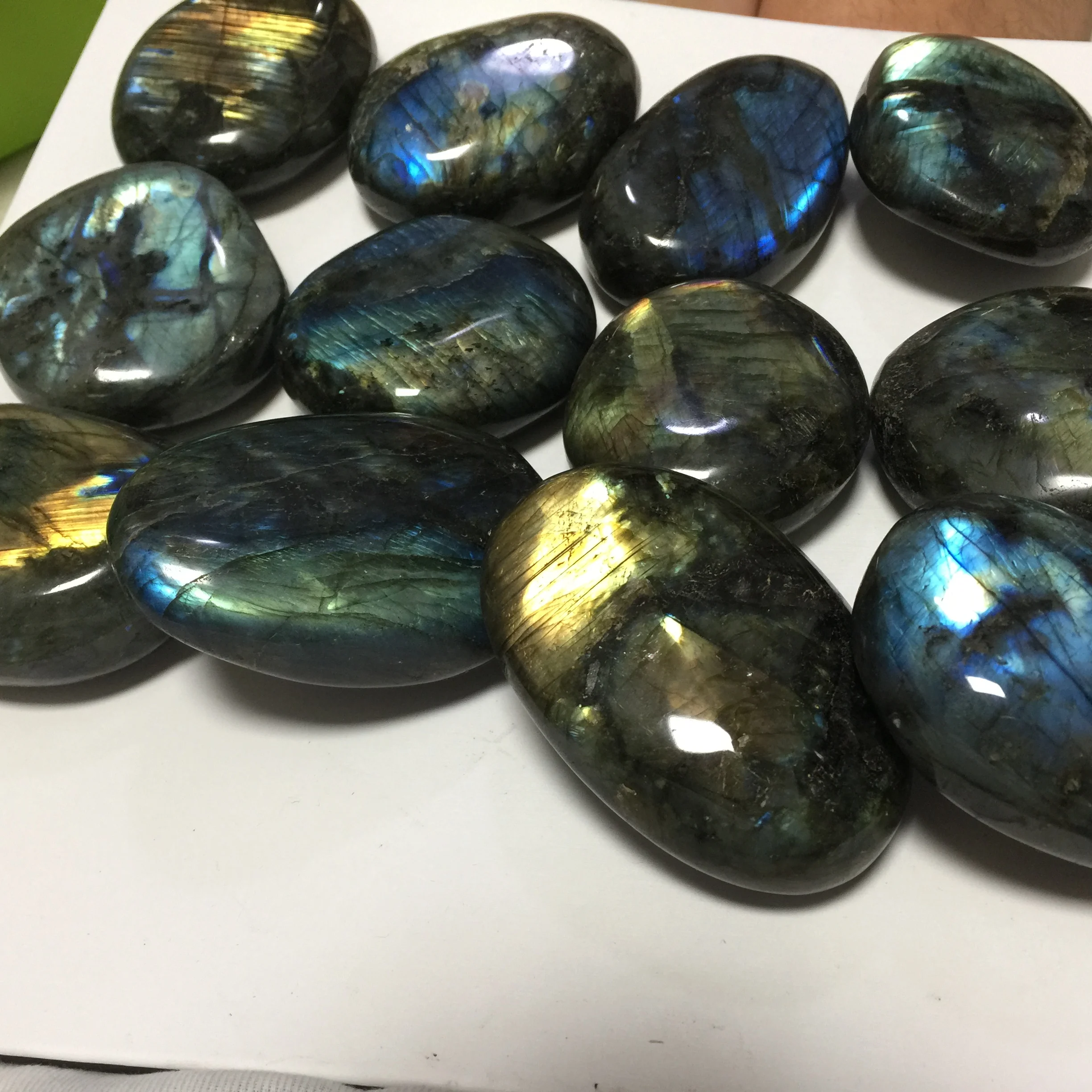Непревзойденный натуральный камень лабрадорит 210 270 г красочный свет Feldspar