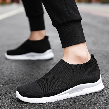 

Vulcanized Shoes Men Knitted Sock Shoes Flats Male Soft Breathable Casual Shoes for Man Sneakers Slip on Light Zapatillas Hombre