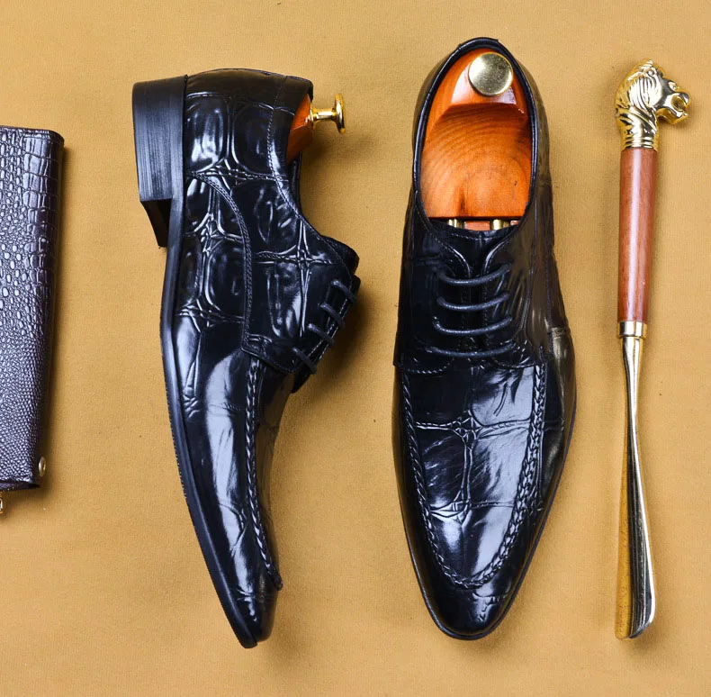QYFCIOUFU/; Лидер продаж; Роскошные Мужские модельные туфли; мужские туфли ручной работы из натуральной кожи с узором «крокодиловая кожа»; свадебные офисные туфли в деловом стиле - Цвет: Черный