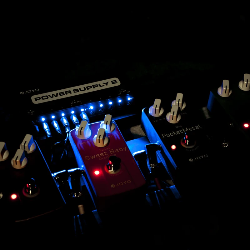 Guitar Pedal Power 9V 12V 18V Isolated Power Supply Adapter US AU UK EU Guitar Effect Pedal Power Supply 8 Independent Output Guitar Pedal Power 9V 12V 18V Isolated Power Supply Adapter US AU UK EU Guitar Effect Pedal Power Supply 8 Independent Output