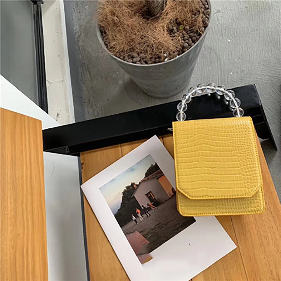 

Acrylic Crocodile Handbag Women Crystal Handle Shoulder Bag Solid Color Flip Small Flap Bag Elegant Dinner Tote Phone Purse 2019