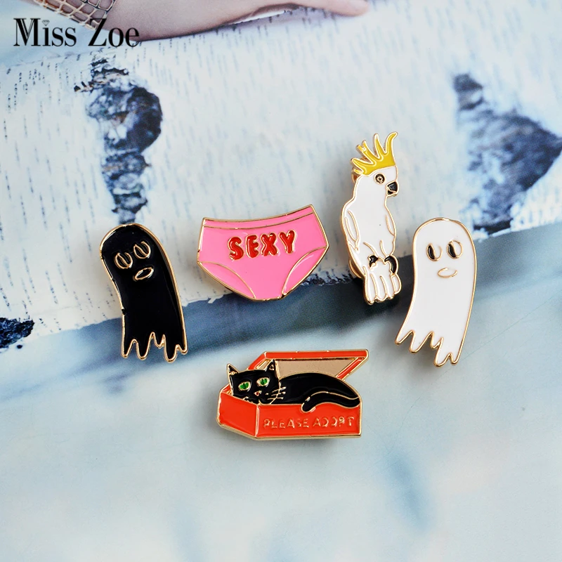 

Miss Zoe Please Adopt Cat in Box SEXY Underwear Parrot Ghost Brooch Denim Jacket Pin Buckle Shirt Badge Fashion Gift for Friend