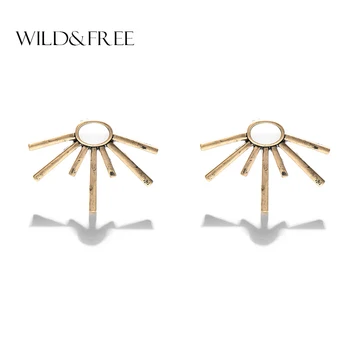 

Vintage Geometric Stud Earrings With Natural Shell Bohemian Antique Gold Alloy Leaf Hollow Stud Earrings For Women