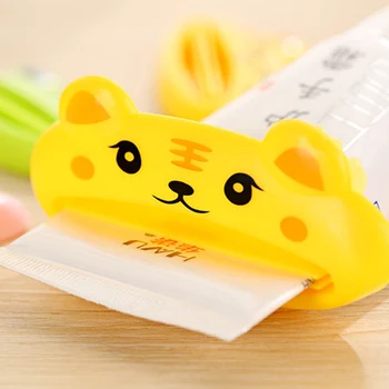 

2PCS Cute Animal Multifunction Toothpaste Tube Squeezer Dispenser Easy Squeeze Paste Roll Holder Home Commodity HG0088