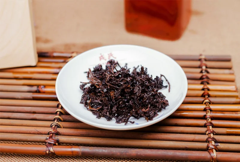 Mengku Rongshi Mu Ye Chun 3 года в возрасте Pu-erh спелый Pu-erh кирпич 100 г