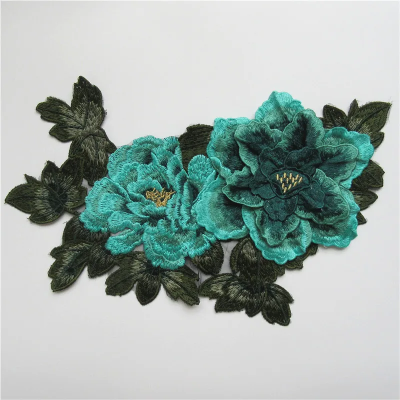 

1 piece Beautiful Flower Embroidered Lace Neckline Collar Embroidery Patches Floral Fabrics Applique Clothes Dress Sewing Craft