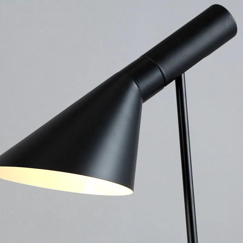 BOCHSBC Simple Nordic Floor Lamps Industrial Metal Stand Lights Fixture for Bedroom Living Room Study Modern LED Lampadaire BOCHSBC Simple Nordic Floor Lamps Industrial Metal Stand Lights Fixture for Bedroom Living Room Study Modern LED Lampadaire