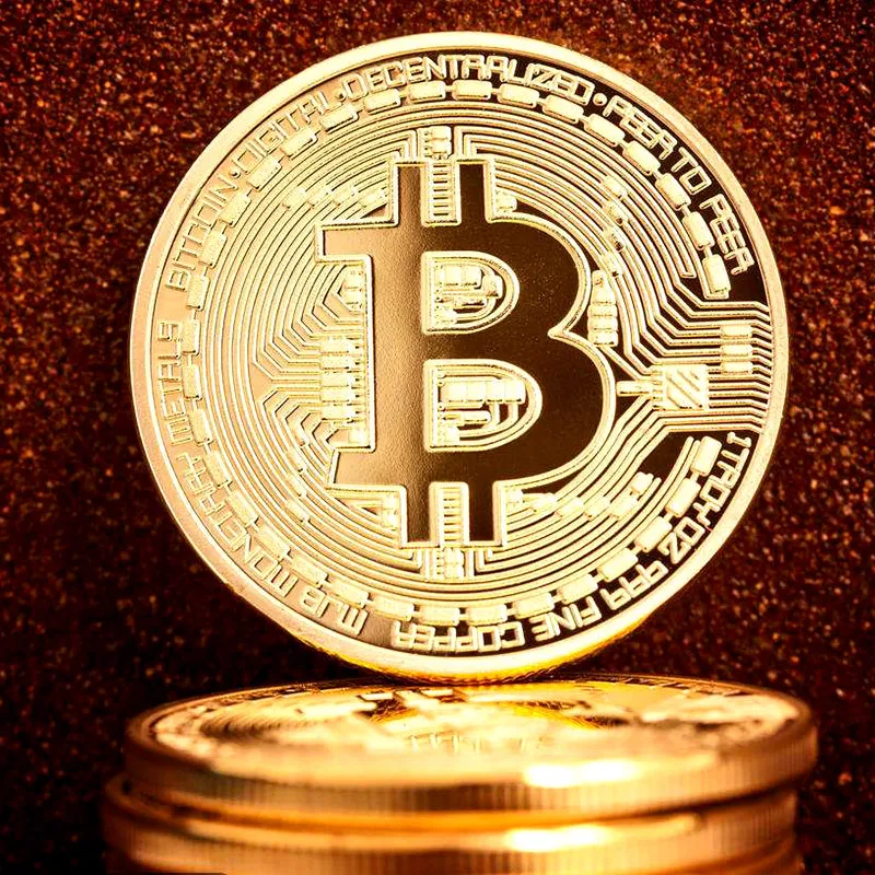 1pcs Gold Plated Bitcoin Coin Collectible Great Gift Bit Coin Art Collection Physical Gold Commemorative Coins Creative Souvenir