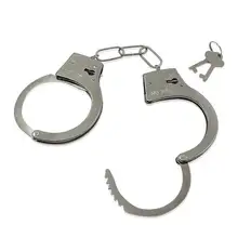 Смешные шалости детские игрушки Серебряные Металлические наручники с ключами полицейский Косплей инструмент игрушки для детей мальчик хитрый реквизит Игры забавные гаджеты