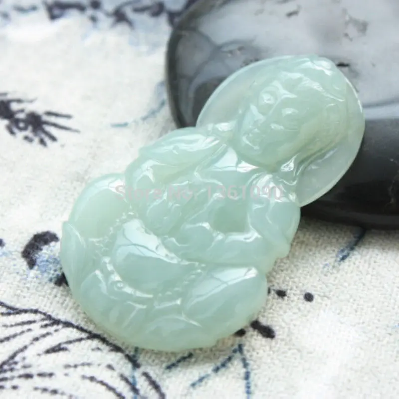 

003401 100% Natural Hand-carved Goddess Chinese Jade Pendant