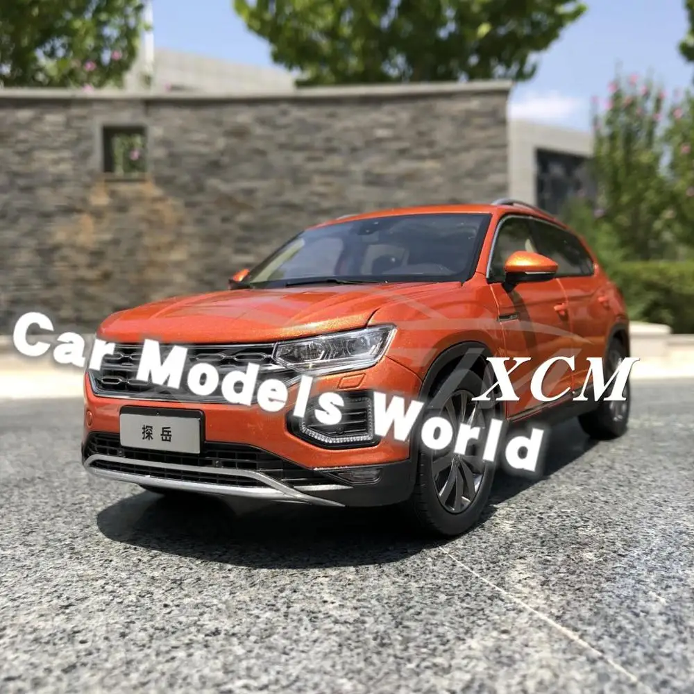 

Diecast Car Model for Tayron (Orange) 1:18 + SMALL GIFT!!!!!!!