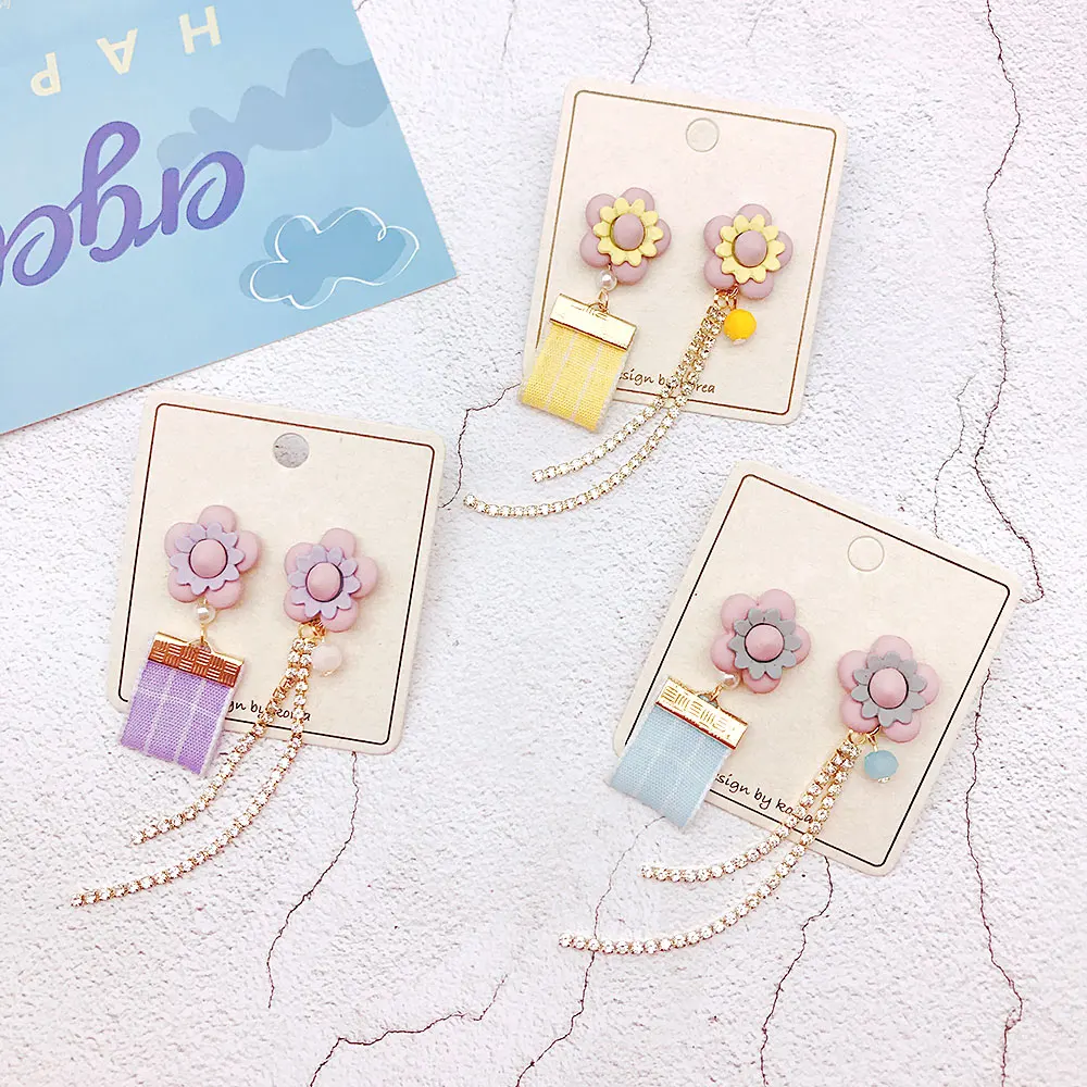 

New Arrival Cute Women Simple Flower Chain Rhinestone Tasseled Earrings Lattice Ribbon Asymmetric Personality Ear