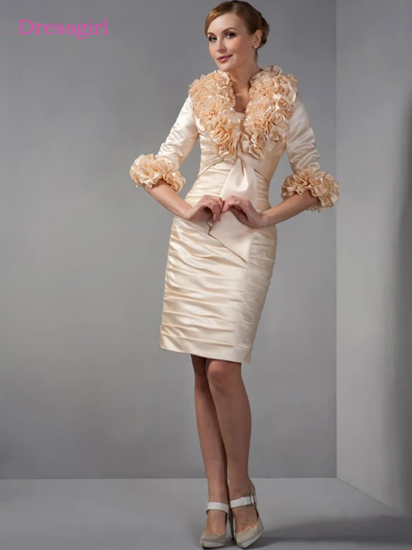 

Champagne 2019 Mother Of The Bride Dresses Sheath Taffeta Ruffles Plus Size Short Elegant Groom Mother Dresses Wedding
