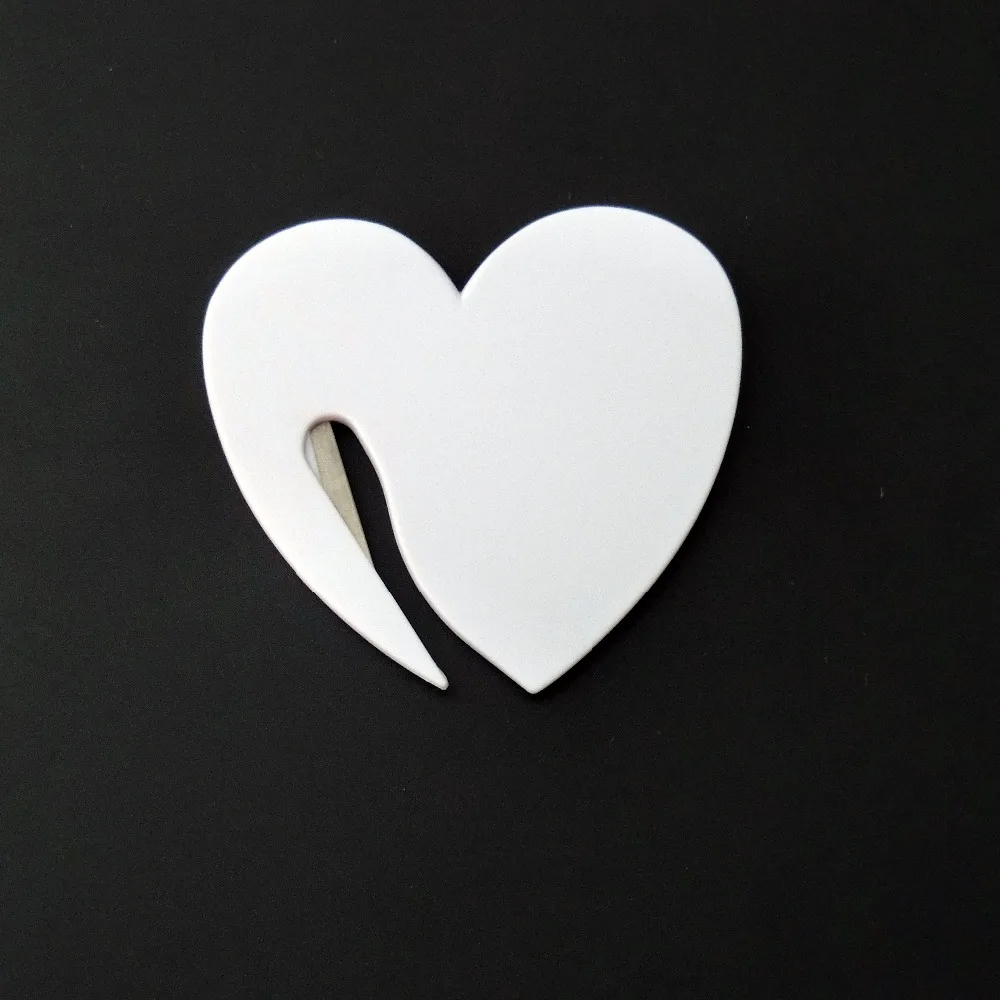 

20Pcs/Pack Plastic Miny Letter Envelope Kife Mail Opener Outdoor Accessories Safety Paper Guarded Cutter Blade Heart-shape