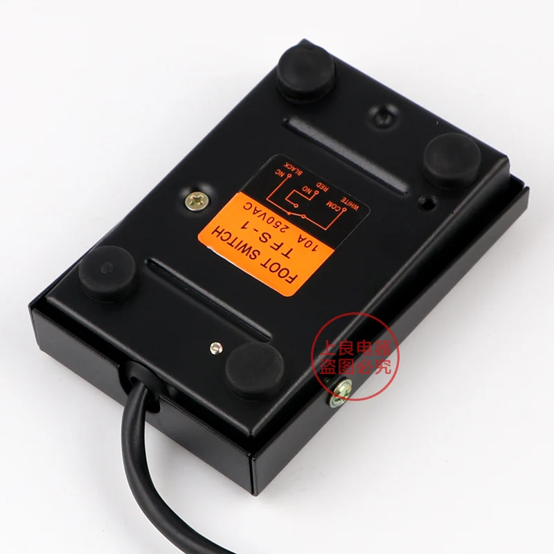 AC 220V 16A SPDT NO NC Antislip Momentary Power Treadle Foot Pedal Switch Footswitch TFS-1 AC 220V 16A SPDT NO NC Antislip Momentary Power Treadle Foot Pedal Switch Footswitch TFS-1