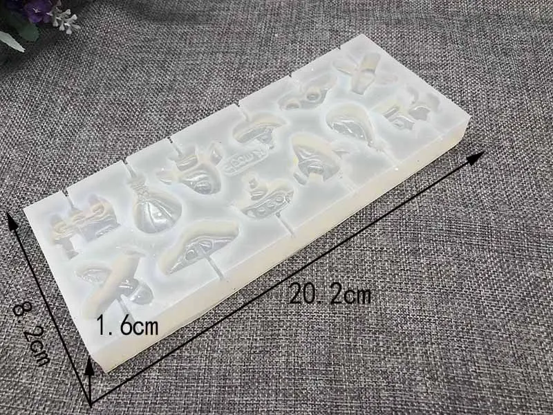 9666122973_687444823