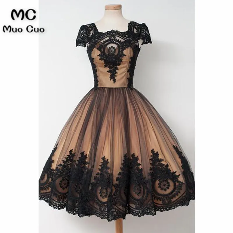 Knee-Length Square Cap Sleeves Ball Gown Homecoming Dress With Lace