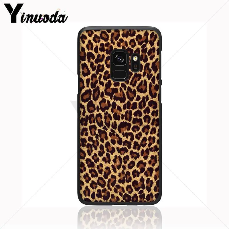 giraffe leopard tiger zebra Wild Print
