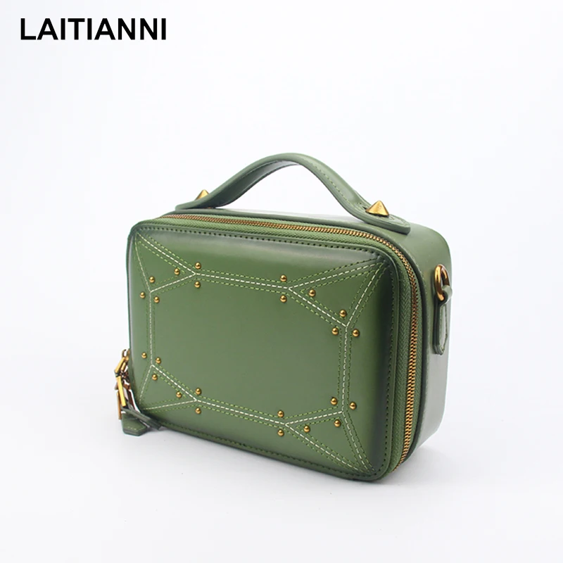 

Flap Bags Woman 2018 Genuine Leather Female Hard Messenger Bags Rivet Tote Bags Double Zip Elegant Fashion Design Lady Crossbody