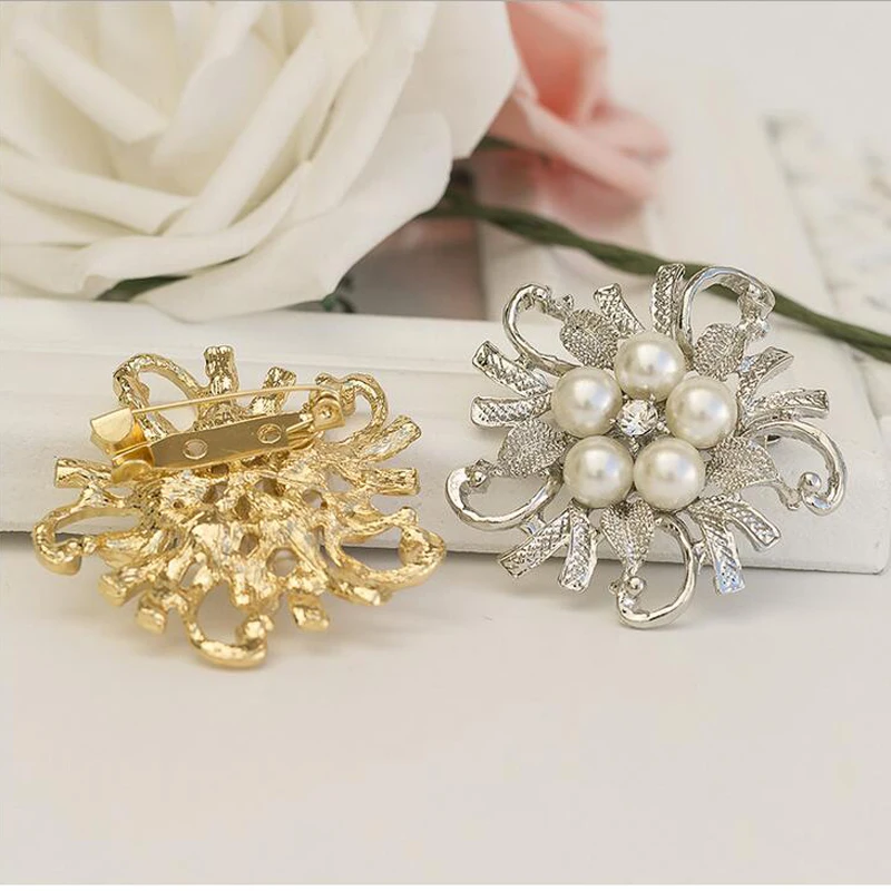 Fashion Women Brooches Lady Flower Imitation Pearls Rhinestones Crystal