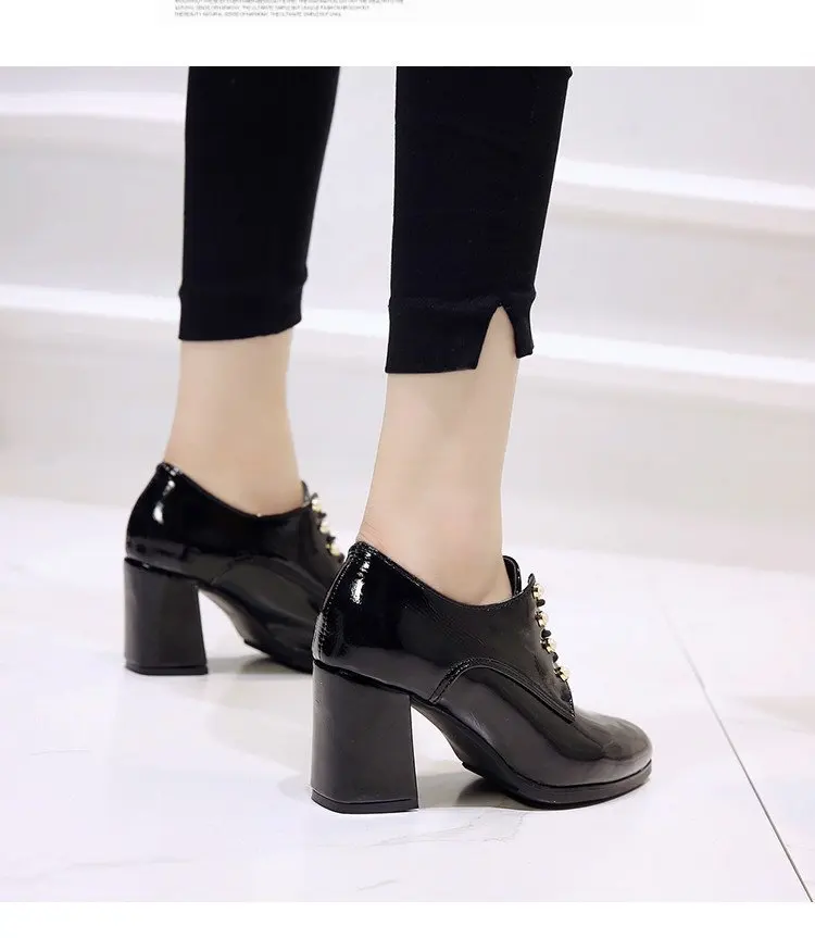 9214308764_607726165