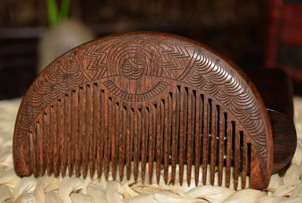 

ZGTGLAD Pocket Wooden Comb Natural Gold Sandalwood Super Narrow Tooth Wood Combs Double side engraved small Comb hair