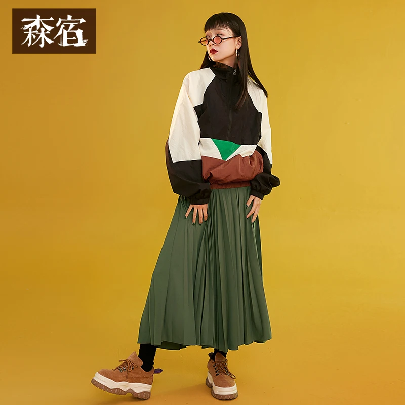 

Women Long Pleated Skirts Trending Dark Green Young Ladies Solid Japan Style Longer Hemlines Skirt