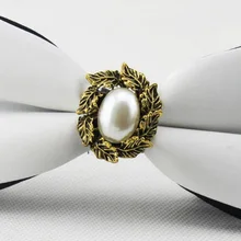 Волнистый мужской Высококачественный галстук/ популярный новейший белый на черном галстуке галстук-бабочка Набор шнек галстук-бабочка с жемчужиной в середине красивый бант