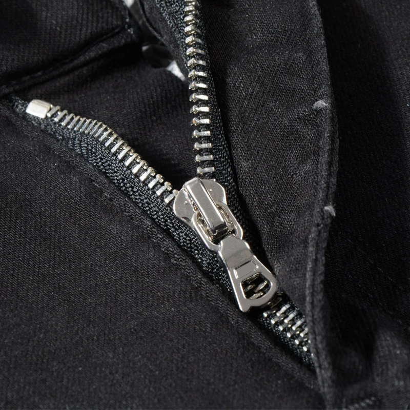 Fashion Streetwear Men Jeans Black Color Slim Fit Destroyed Ripped Jeans Men Leather Patch Designer Frayed 5