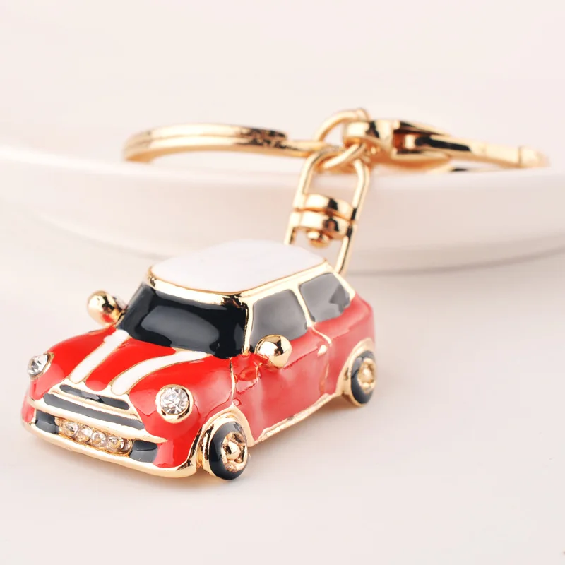 Exquisite Cute Beetle Key Chains Retro Classic Cars Pendants Car