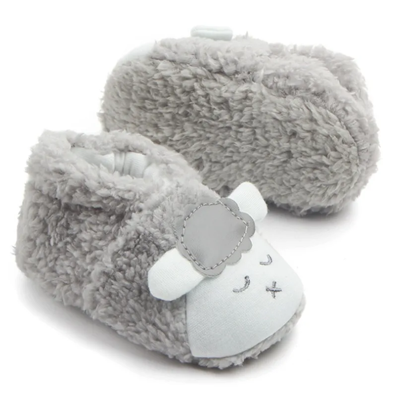 Милый мультфильм Овцы осень зима теплая детская обувь для детей, на мягкой подошве первый тапочки для ходящих малышей кроватки обувь для мальчиков и девочек Bebe детские пинетки