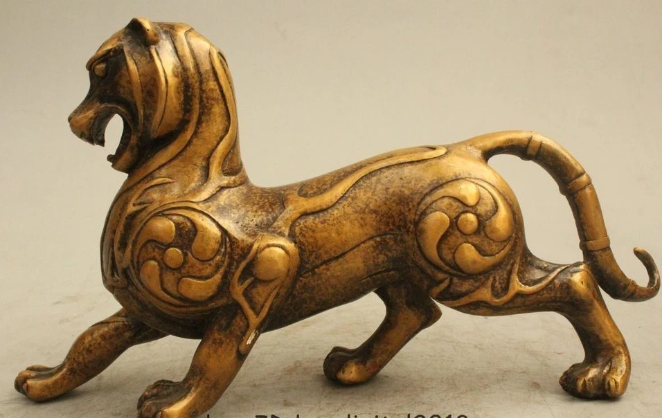 

5" Old China Chinese Folk Feng Shui Bronze Tiger Beast Animal Statue Sculpture