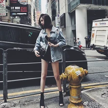 Высокое качество Свободная джинсовая куртка для женщин весенний тренд длинный рукав отверстие Обычная Женская куртка sinigle однобортная Повседневная Верхняя одежда