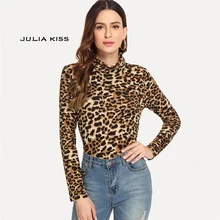 Женская футболка с длинным рукавом и леопардовым принтом