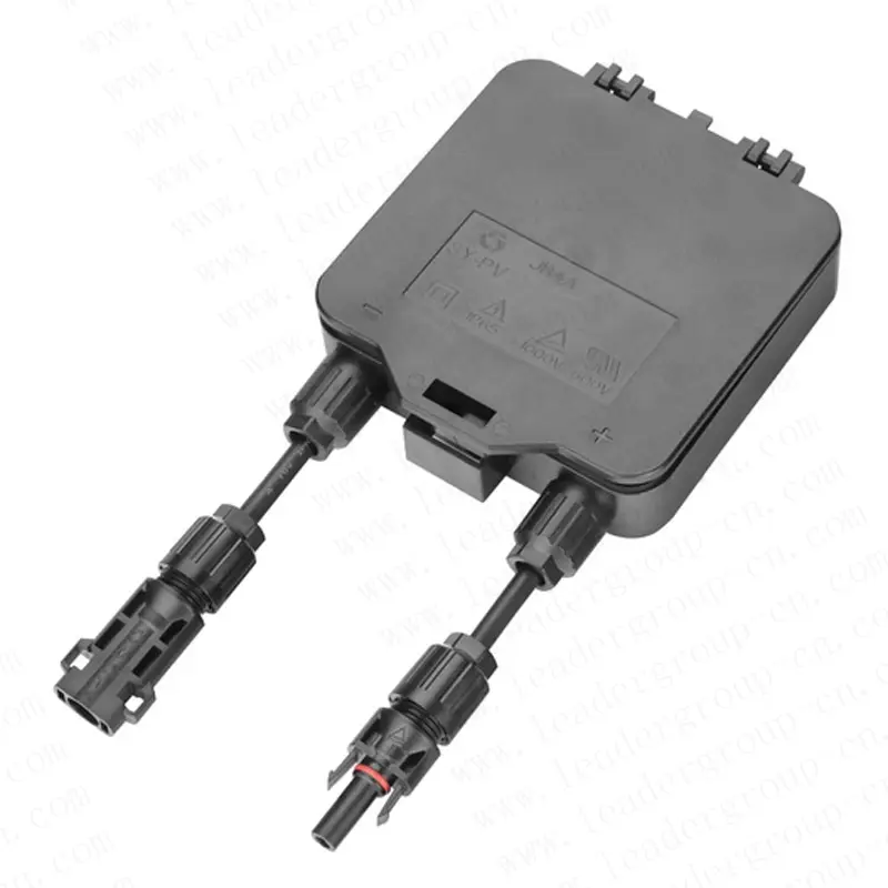 

10 pcs/lot 4 Ways Solar PV Junction Box Waterproof IP65 with 4.0mm2 Cable and 4 Diodes for Solar Panel