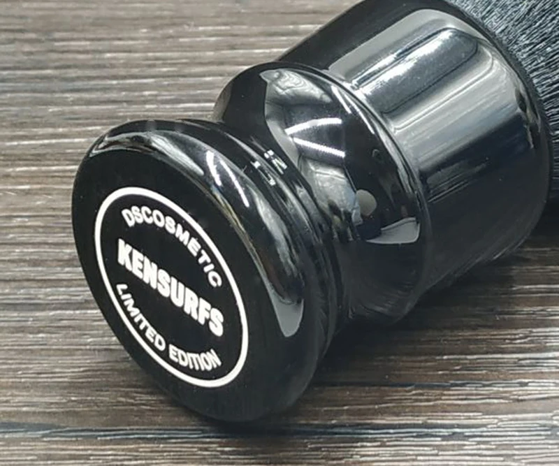 Dscosmetic 24 мм две полосы барсук волос основа хорошо бритвенная щетка с черной ручкой из смолы