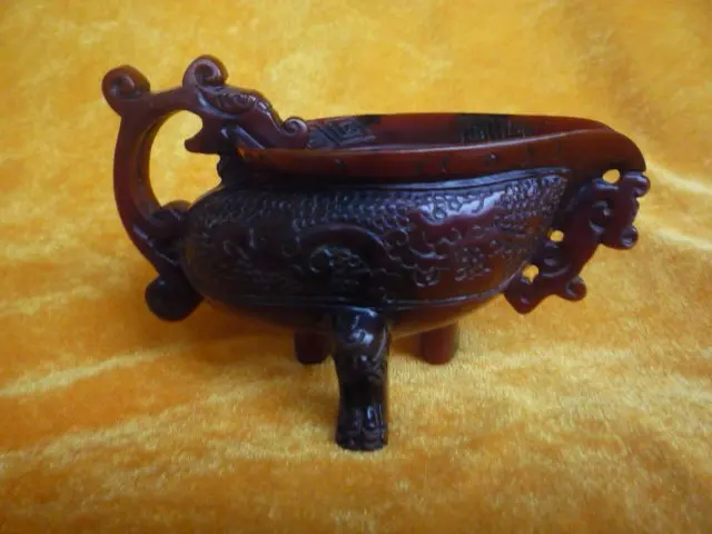 

Collection old rhinoceros horn bone cup,Three feet,with carving, free shipping