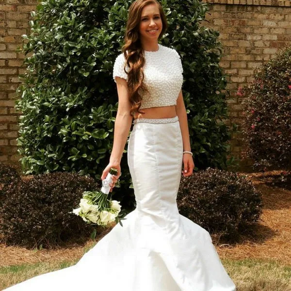 

Sexy White Two Piece Prom Dresses 2018 Short Sleeve Beaded Mermaid Evening Dress Long Satin Gown robe de soiree Z477