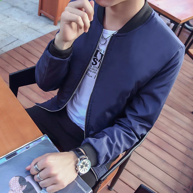 In the spring of 2017 new men's coats s casual youth