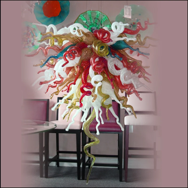 

Unique Designed Luxury Glass Chandelier Heart Shaped 100% Handmade Blown Red Glass Modern Art Decor LED Chandelier for Home